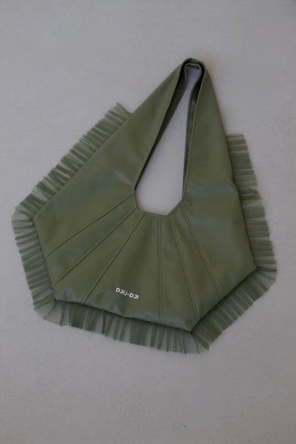 THE CREATIVE MUSE BAG OLIVE