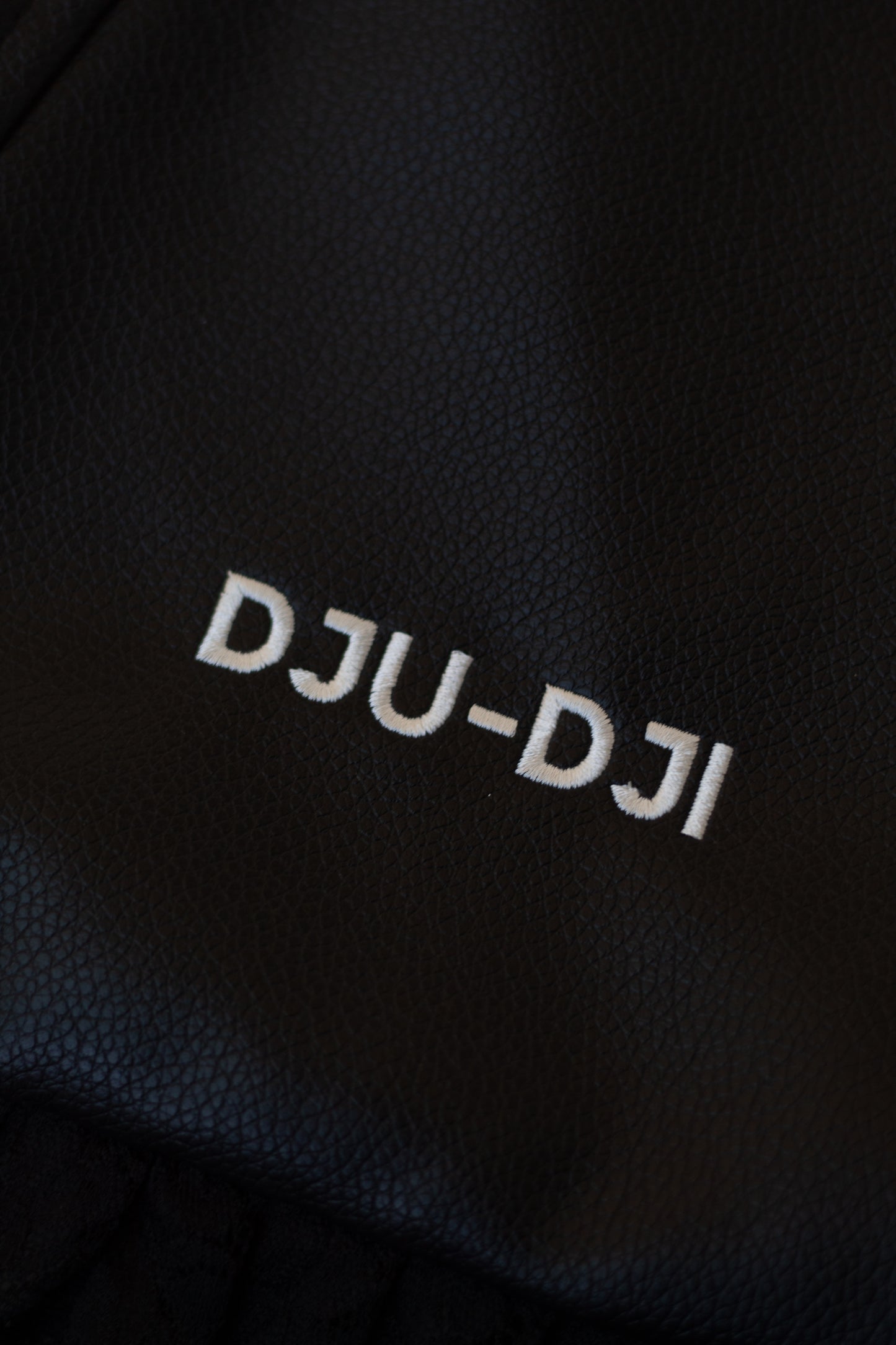 THE CREATIVE MUSE BAG NOIR