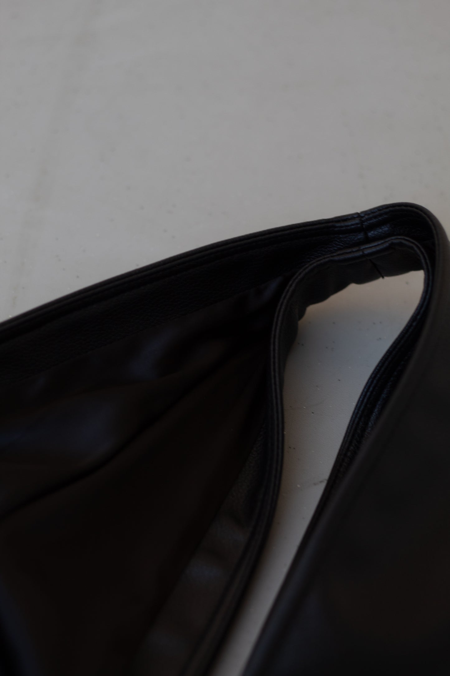 THE CREATIVE MUSE BAG NOIR